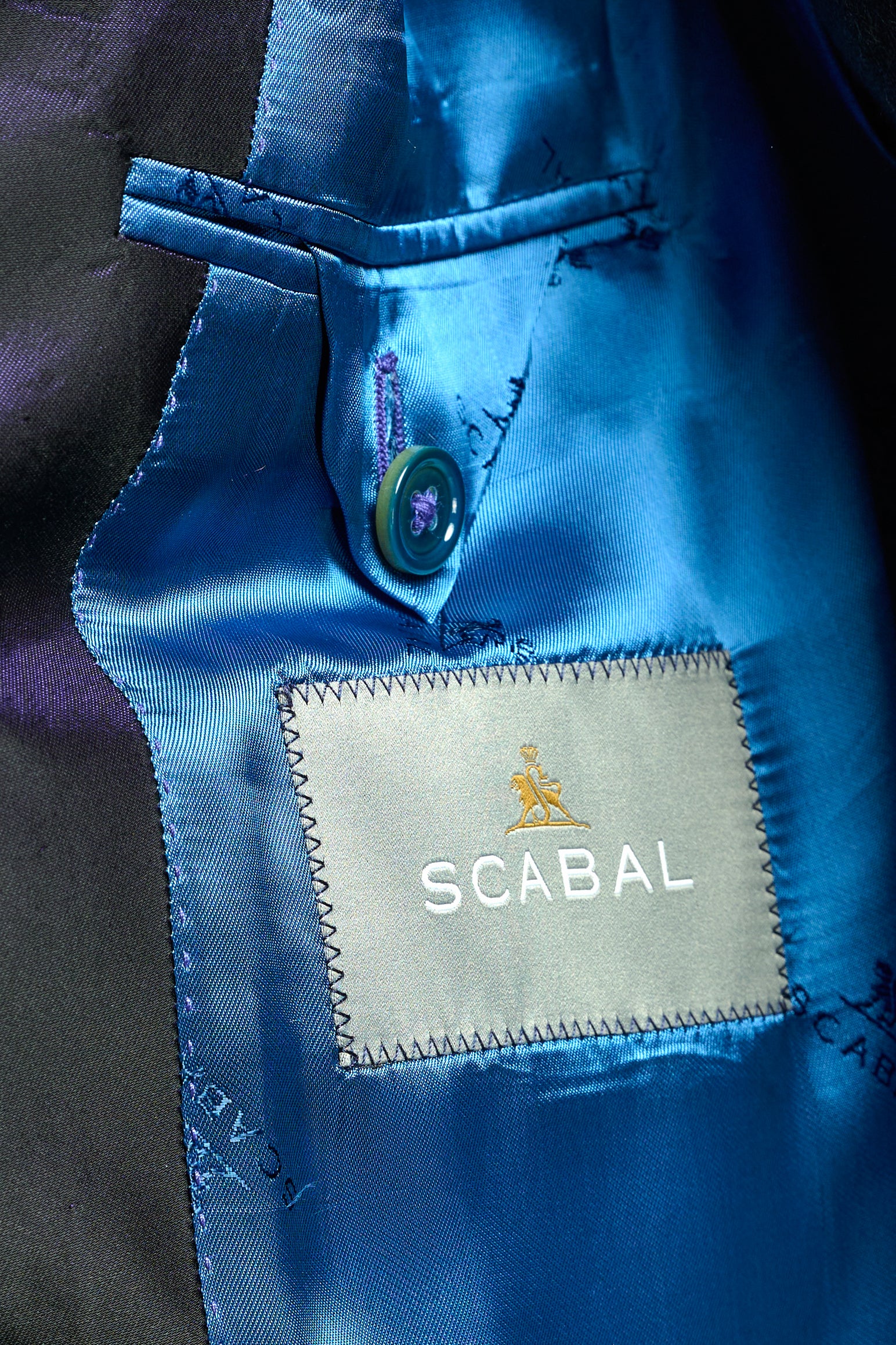 Blue Velvet Soho Tuxedo - Image 8