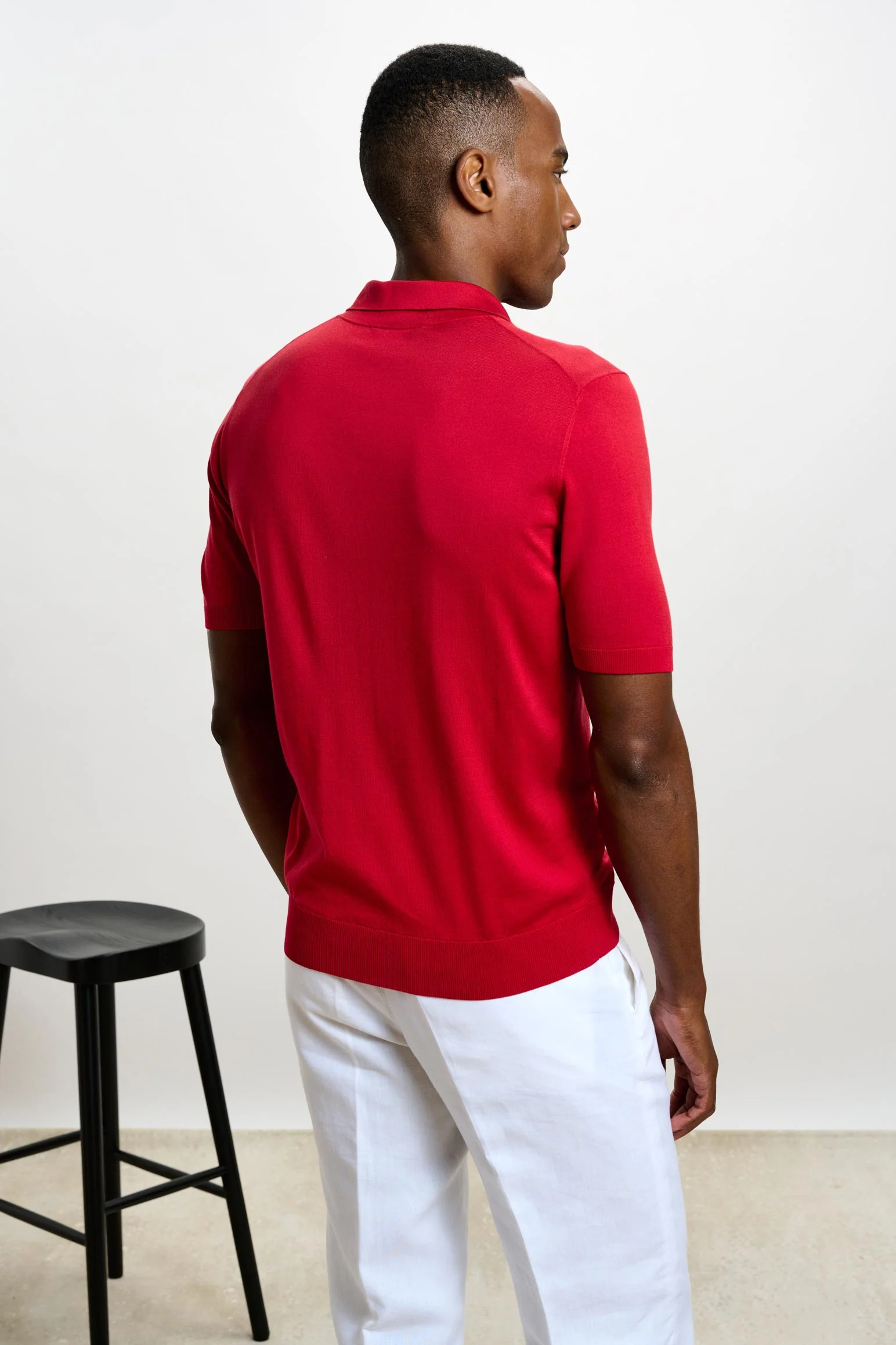 Carmine Silk Knitted Short Sleeve Open Collar Cawdor Polo Shirt - Image 4