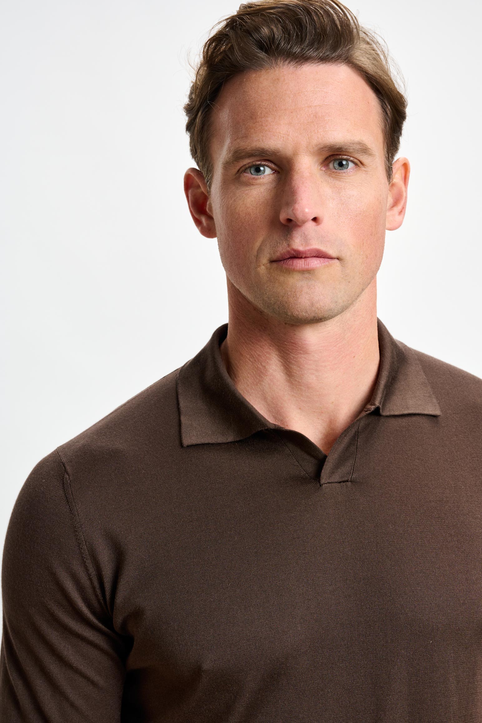 Chocolate Silk Knitted Short Sleeve Open Collar Cawdor Polo Shirt - Image 5
