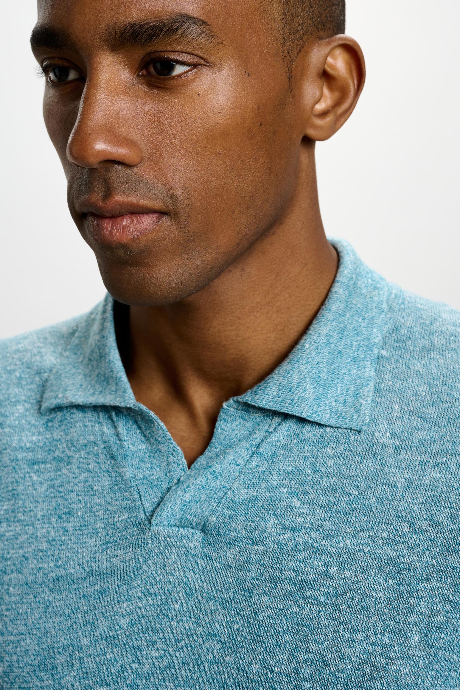 Turquoise Blue Silk Knitted Short Sleeve Open Collar Cawdor Polo Shirt - Image 3