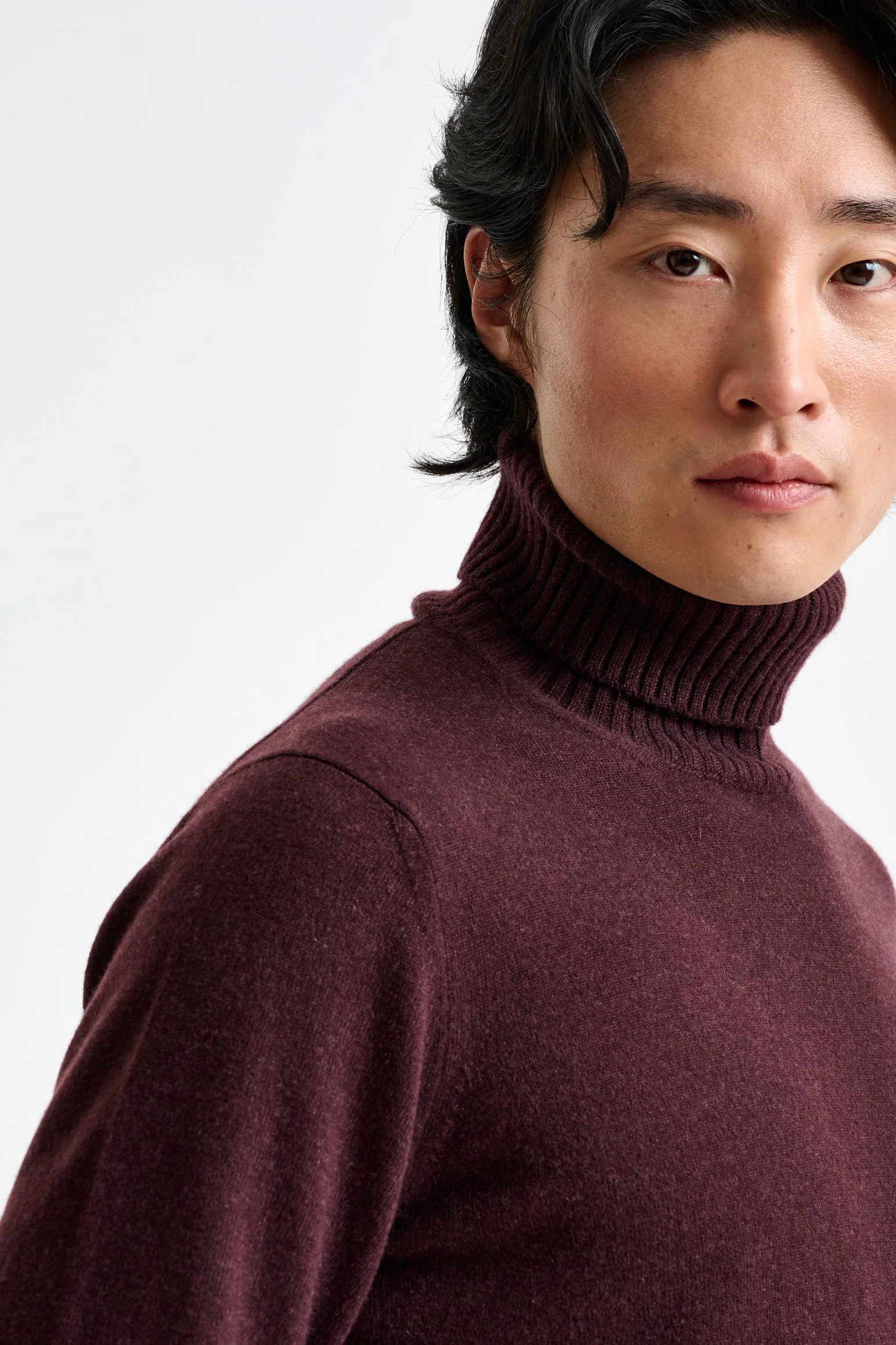 Dark Burgundy 100% Cashmere Crawley Rollneck Knit - Image 3