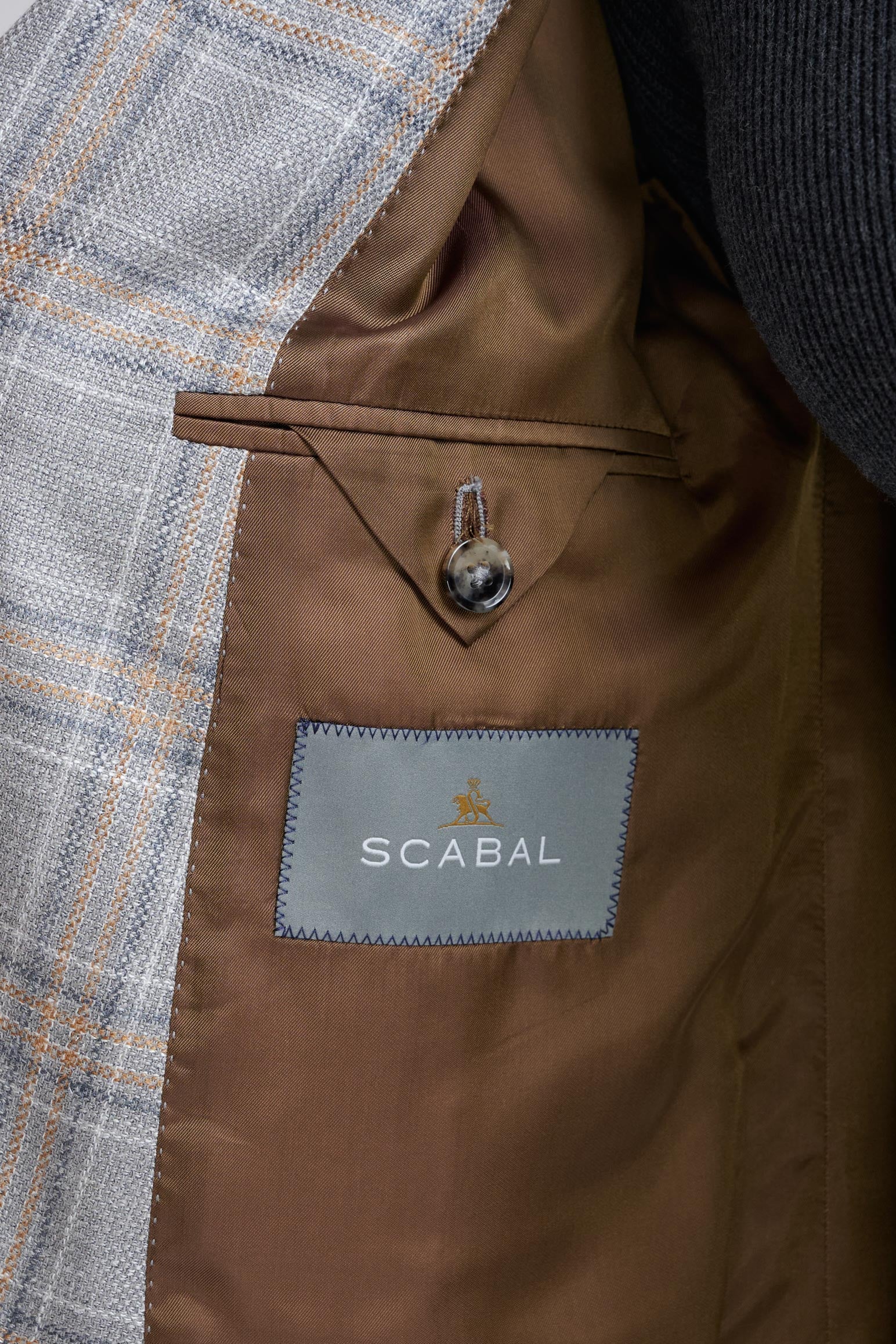 Light Grey Wool & Silk Kenton Jacket Amalfi Trend - Image 5
