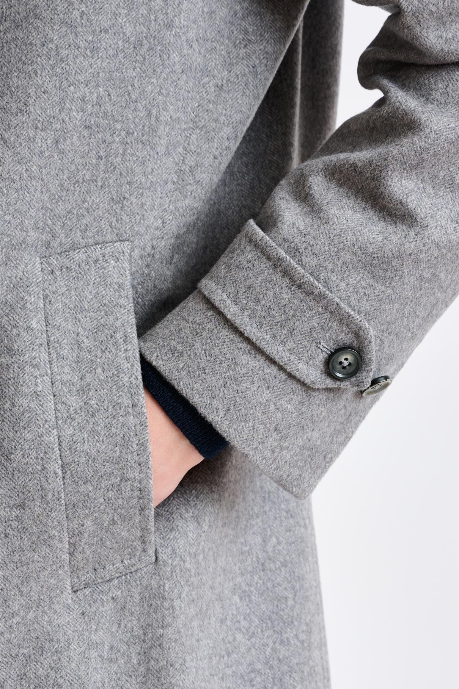 Light Grey 100% Cashmere Leeds Coat Zeus - Image 5