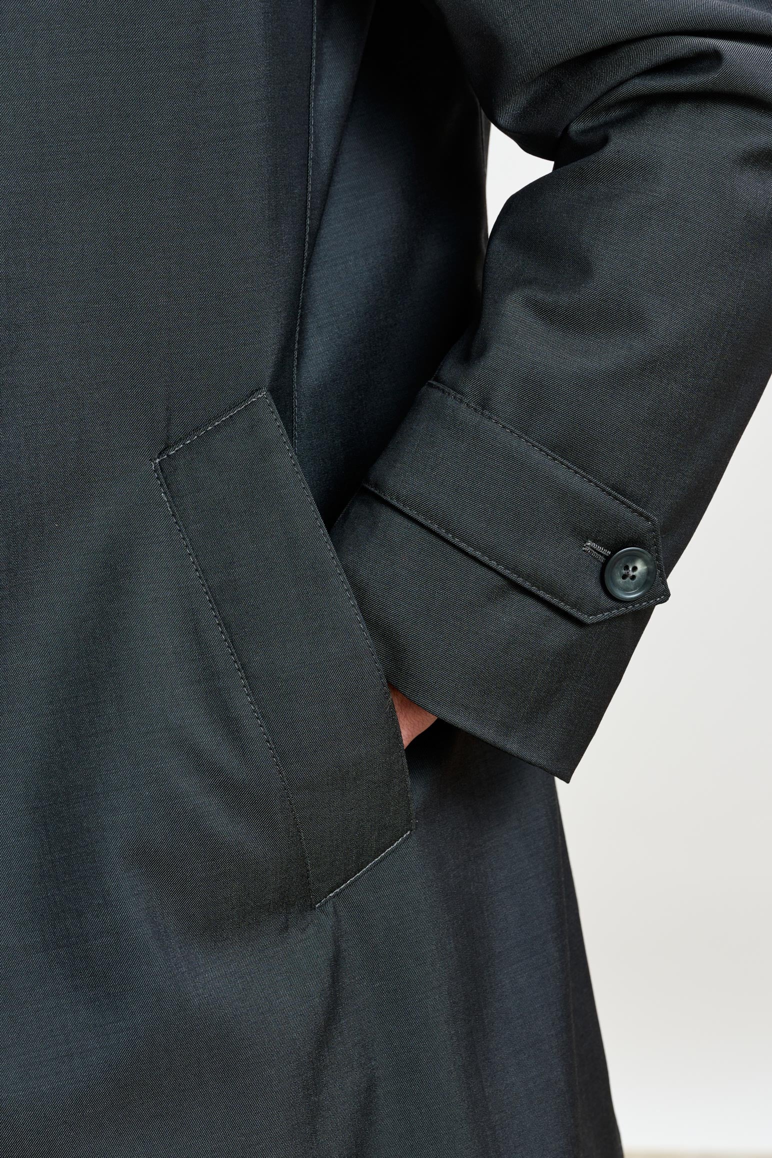 Dark Grey Lomond Raincoat - Image 6