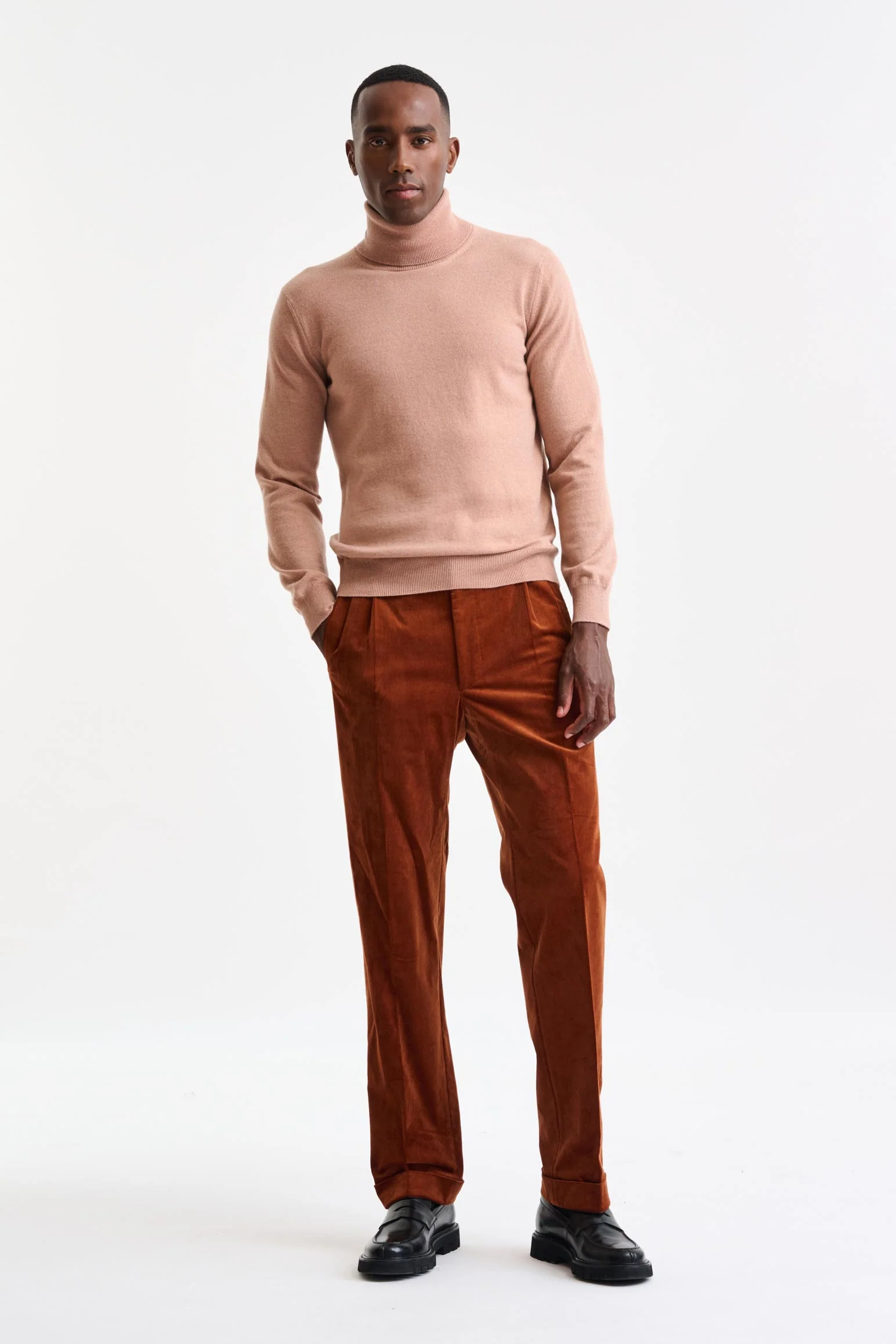 Mahogany Rose Cashmere Drumberg Rollneck Knitwear - Image 3
