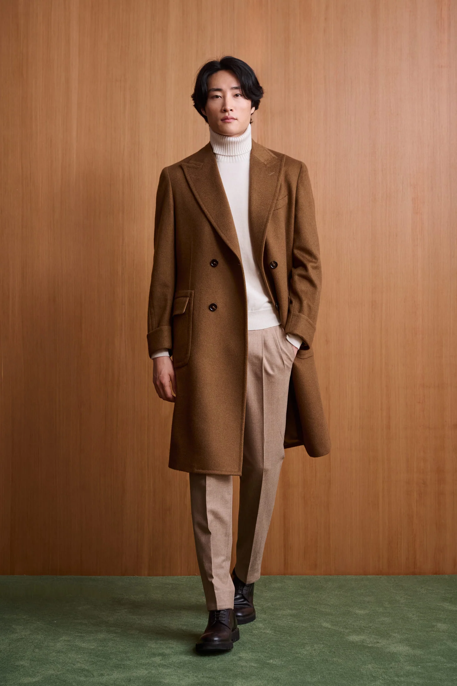 Medium Brown 100% Cashmere Guildford Overcoat Zeus