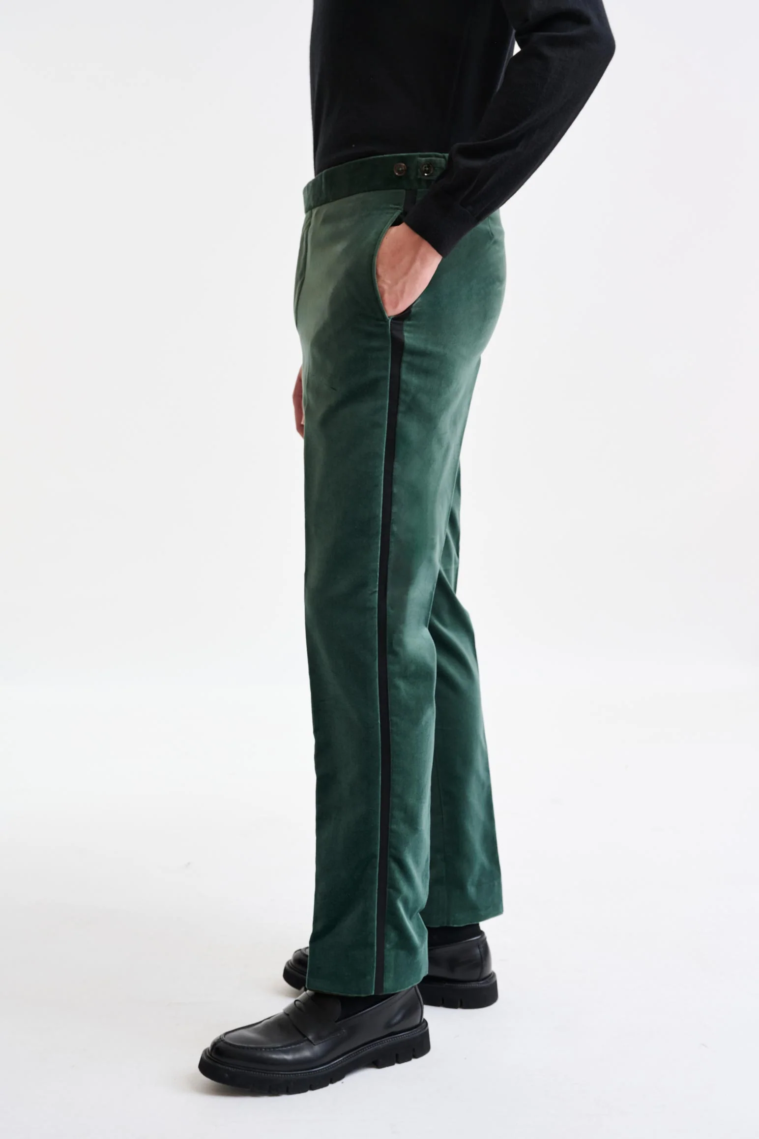 Green Soho Suit Fine Velvet - Image 12