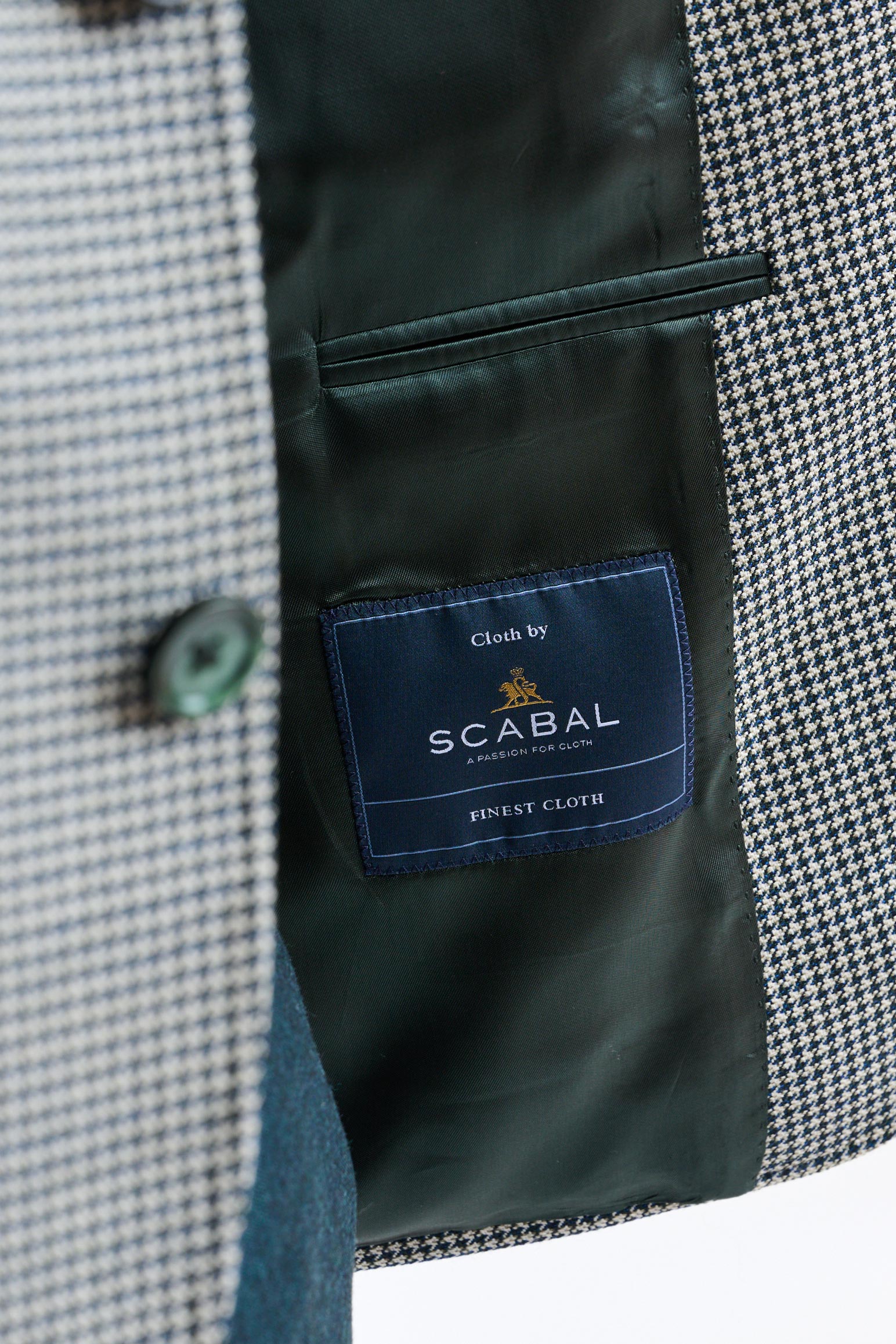 Medium Green Wool Soho Jacket Autumn Leaves - Image 4