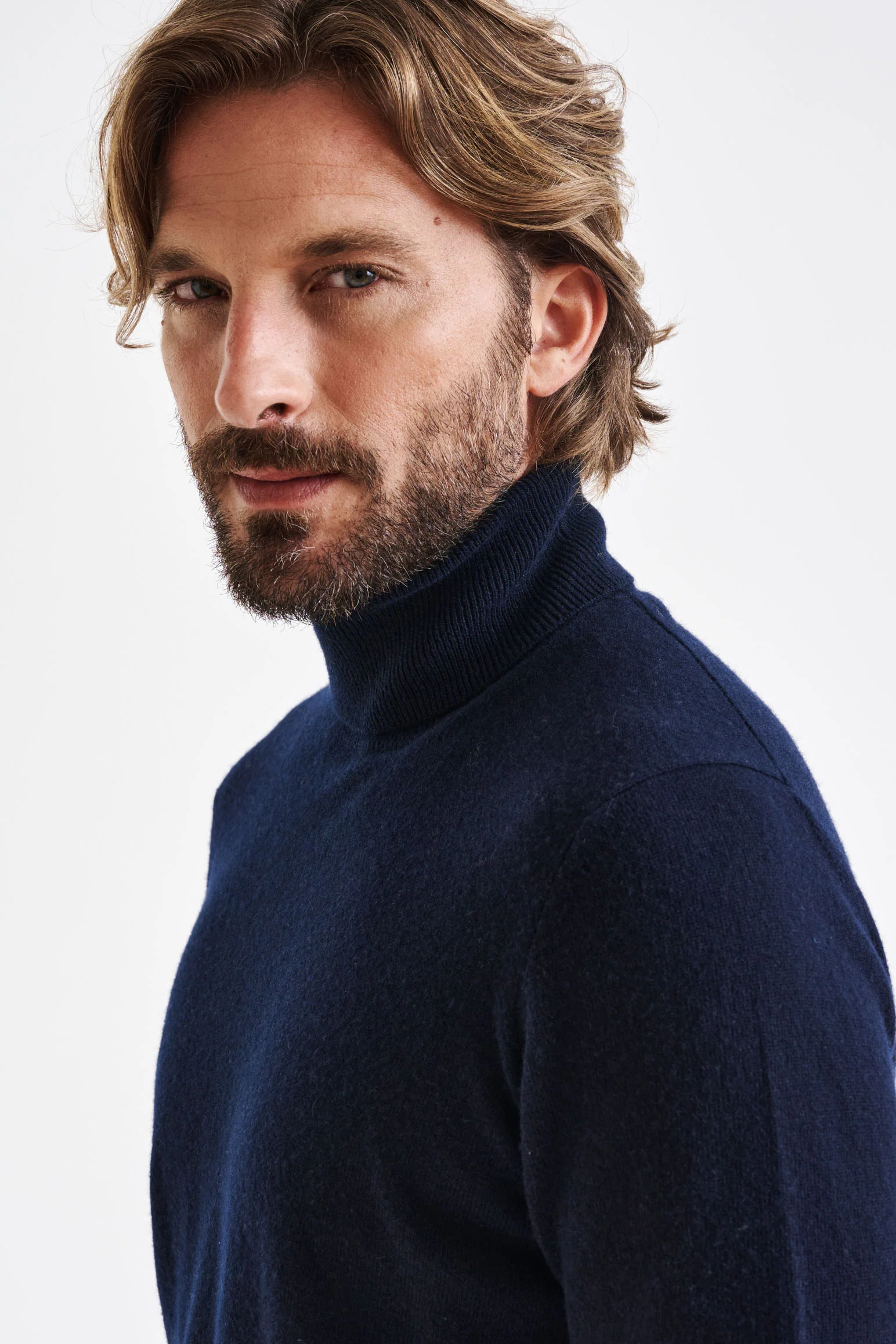 Navy 100% Cashmere Drumberg Rollneck Knit - Image 3