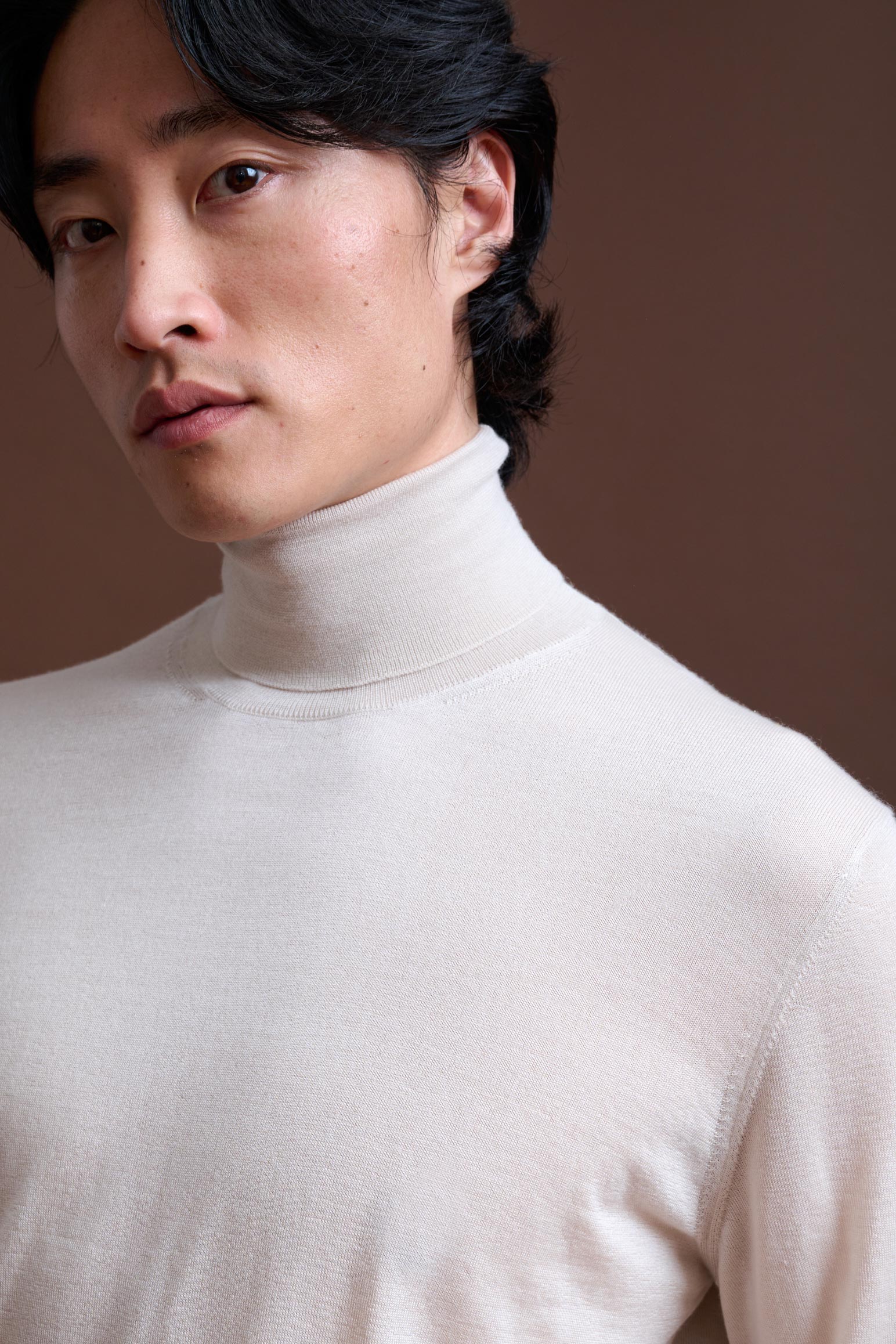 Off-White Cashmere & Silk Telford Turtleneck Sweater - Image 4