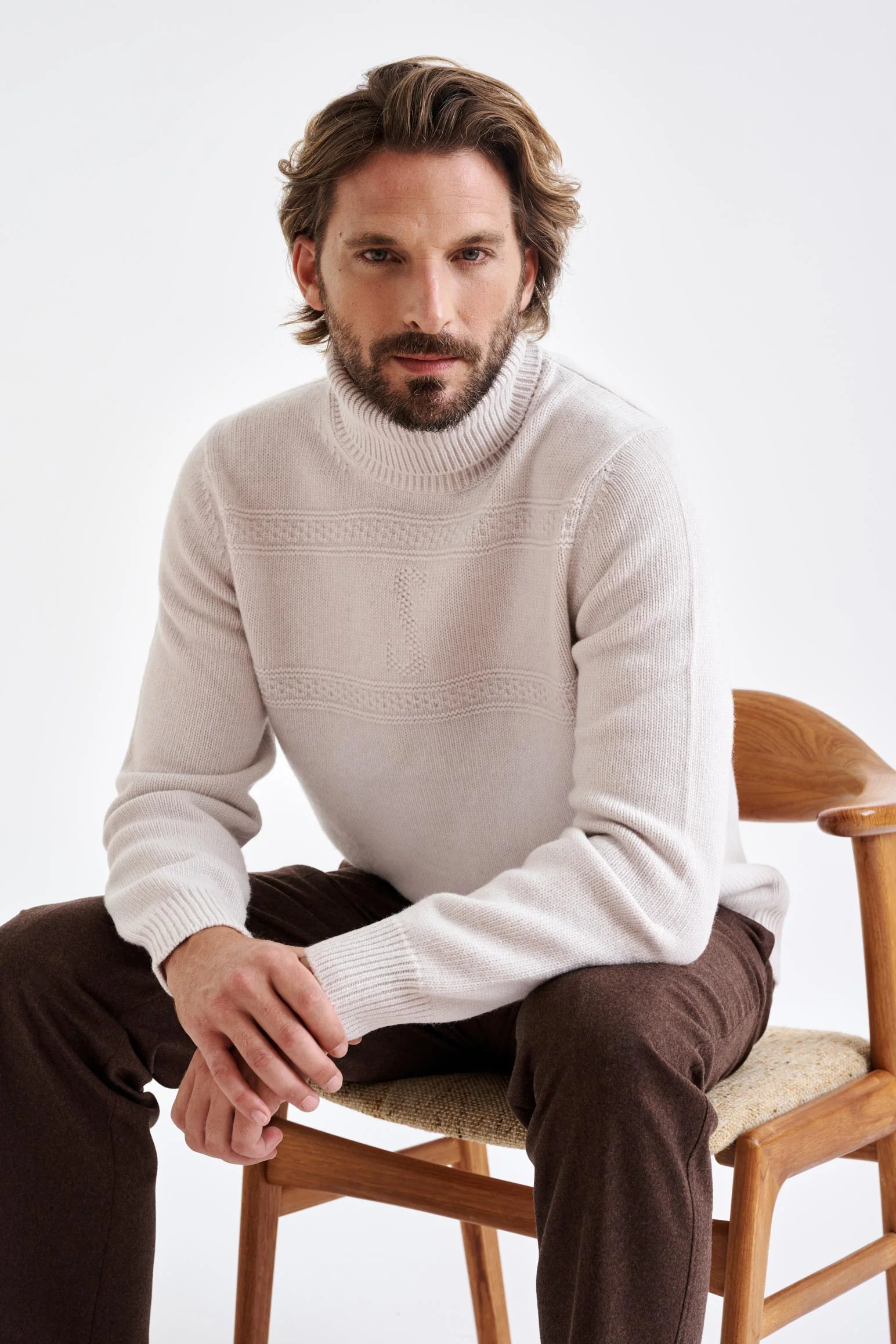 Off-White Wool & Cashmere Glamis Knitwear - Image 6