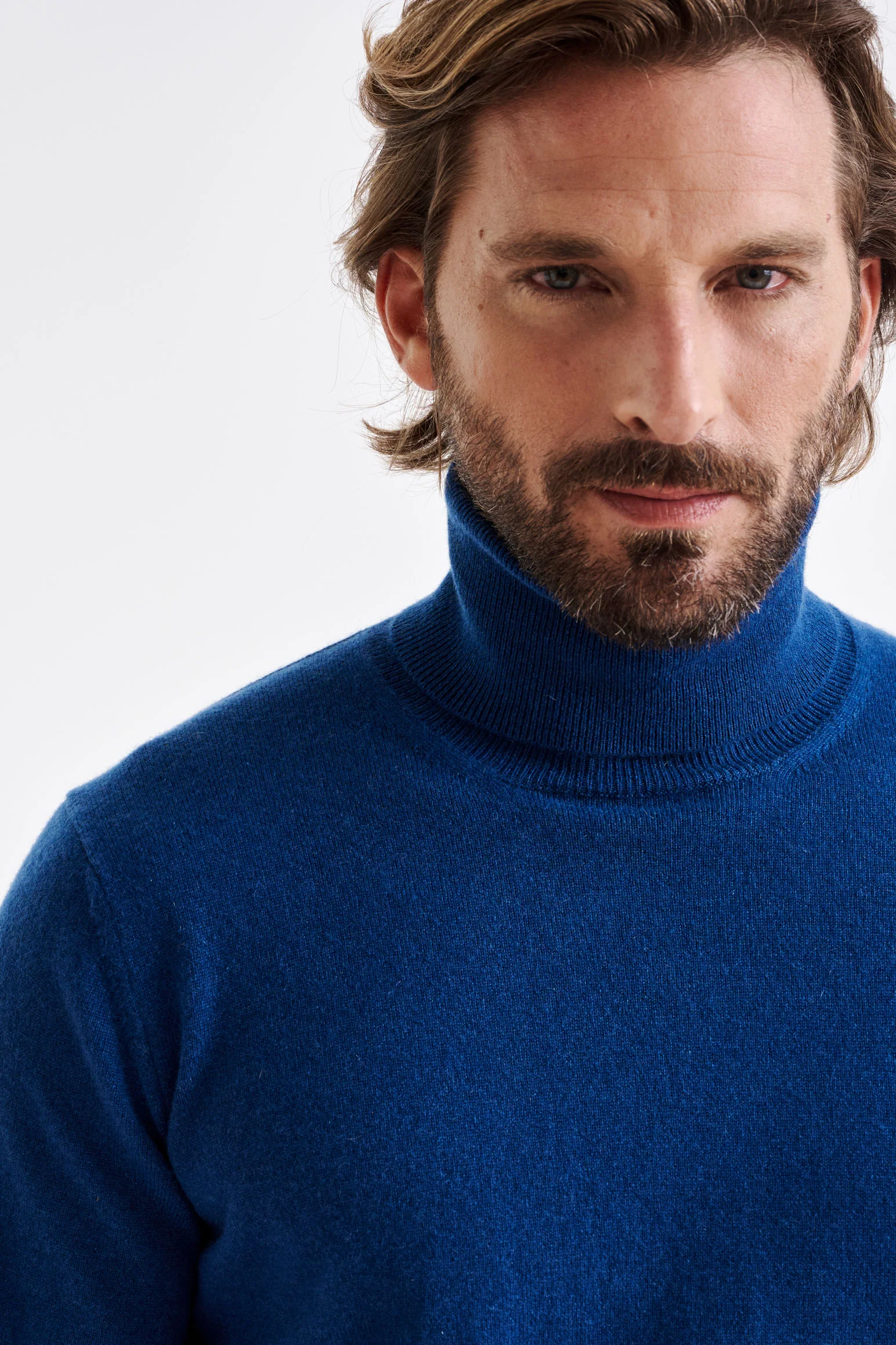 Pilot Blue 100% Cashmere Drumberg Rollneck Knit - Image 3