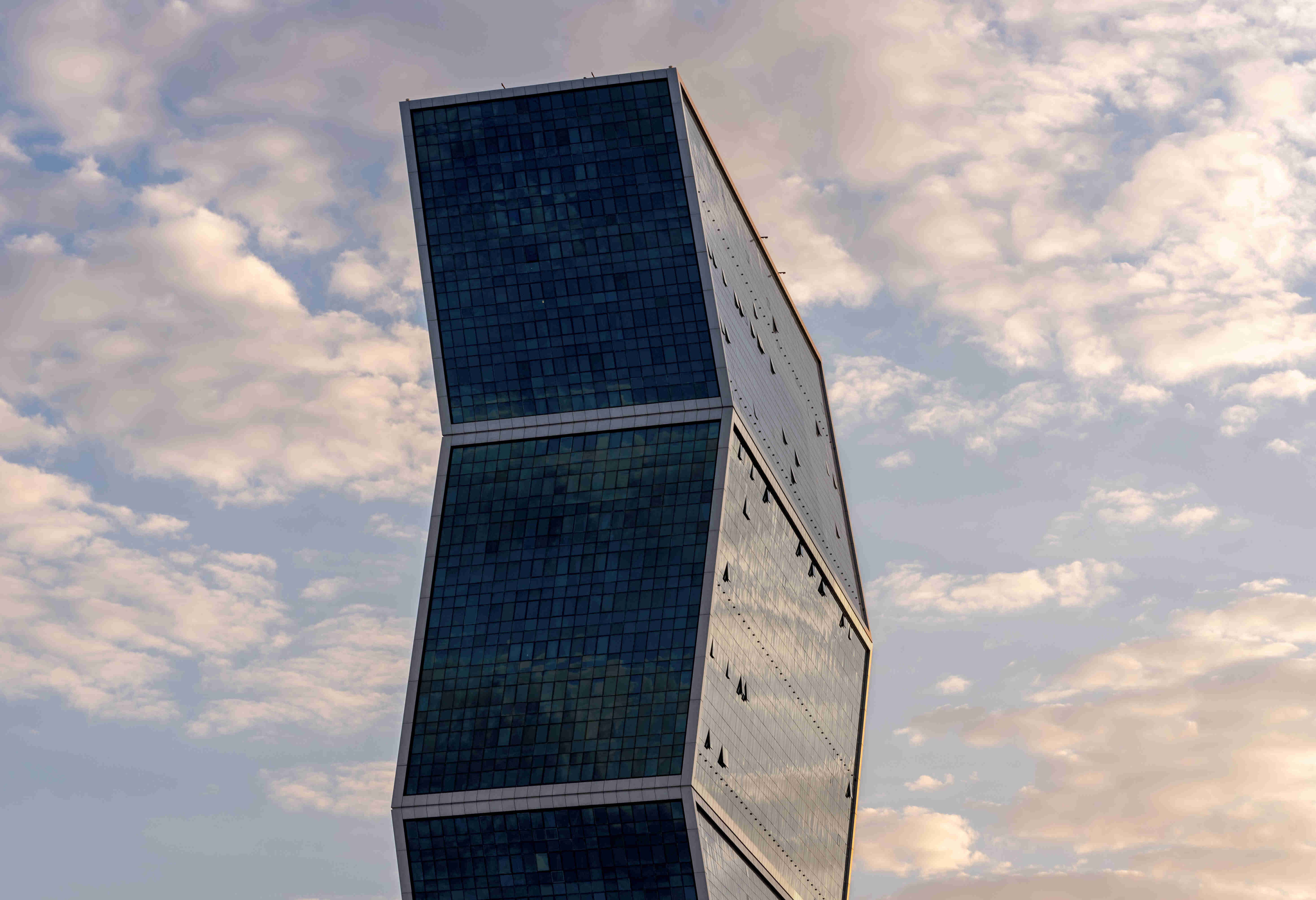 Soho Jacket Panorama Zig Zag Towers - Image 10