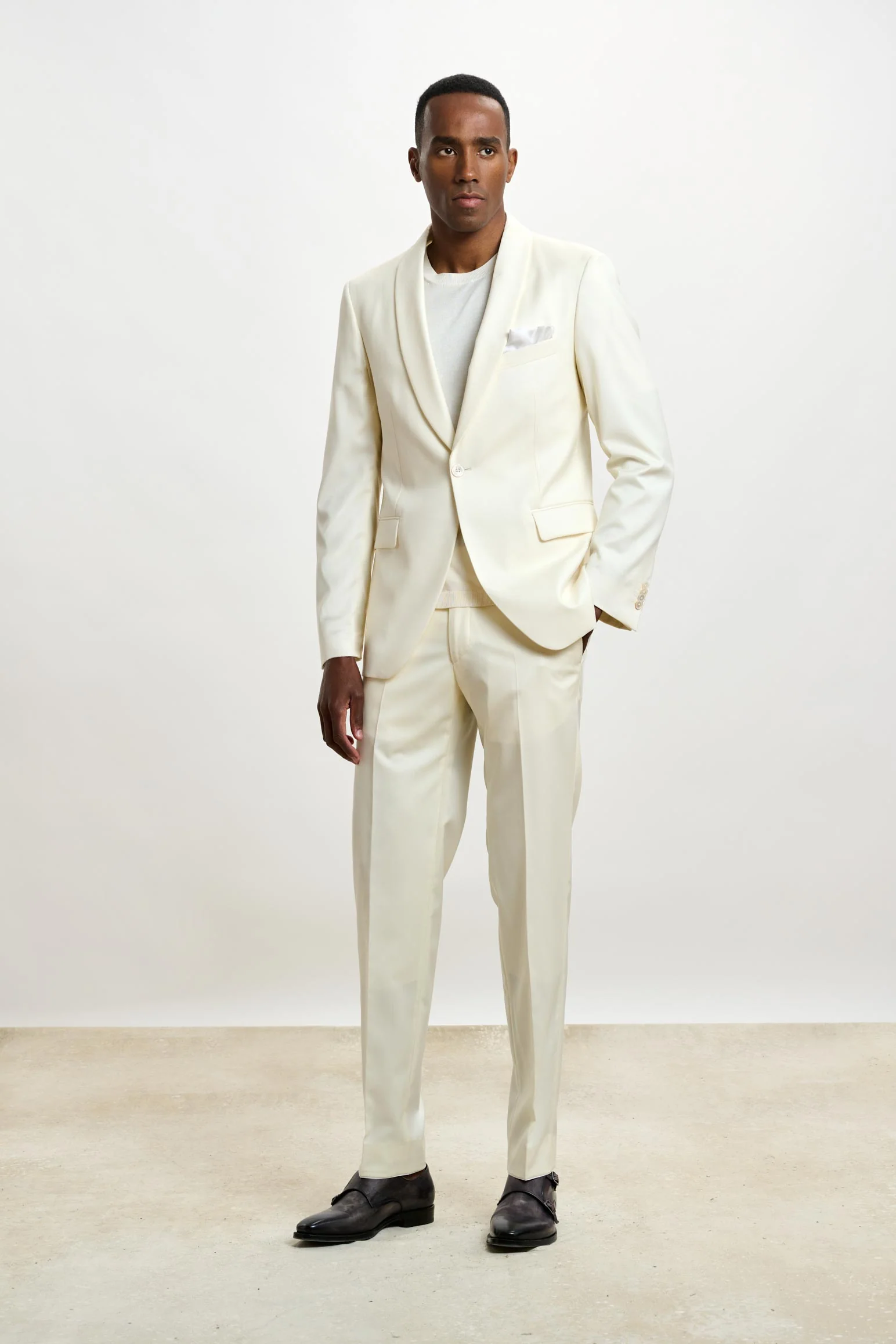 Off-white Tuxedo Suit New Deluxe