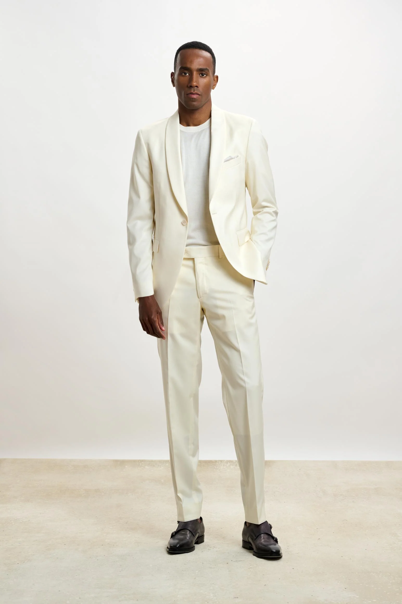 Off-white Tuxedo Suit New Deluxe - Image 10