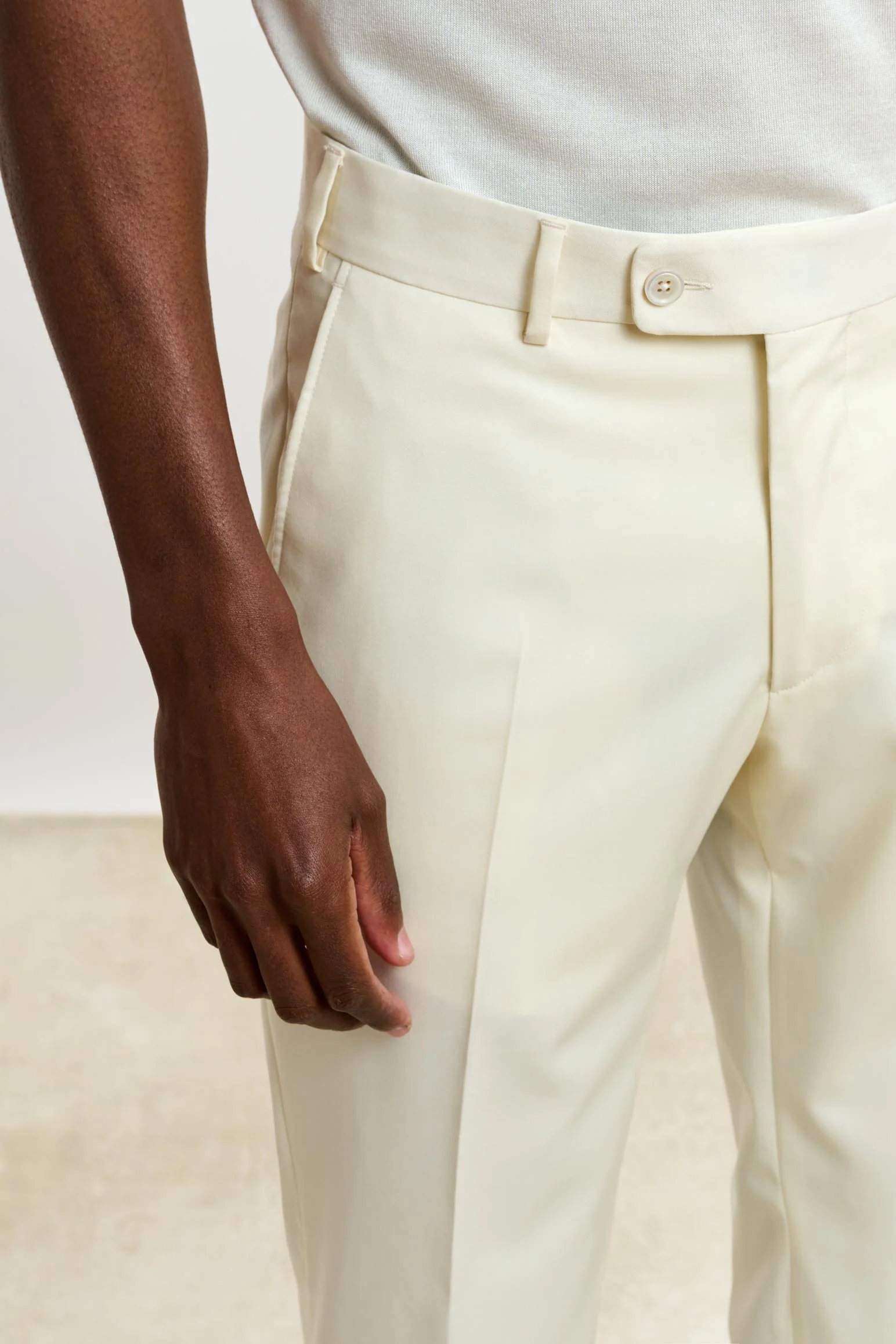 Off-white Tuxedo Suit New Deluxe - Image 12