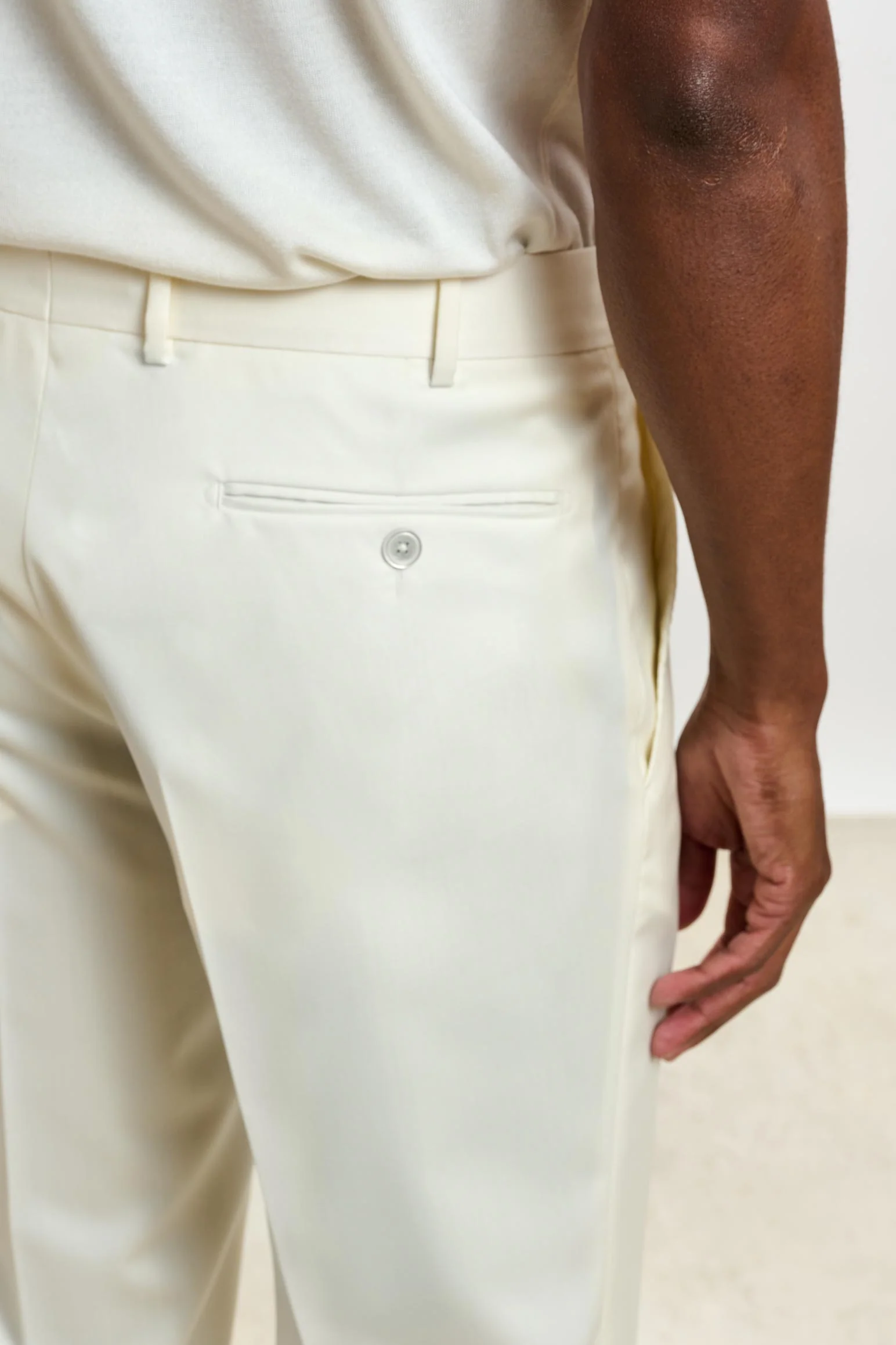 Off-white Tuxedo Suit New Deluxe - Image 13