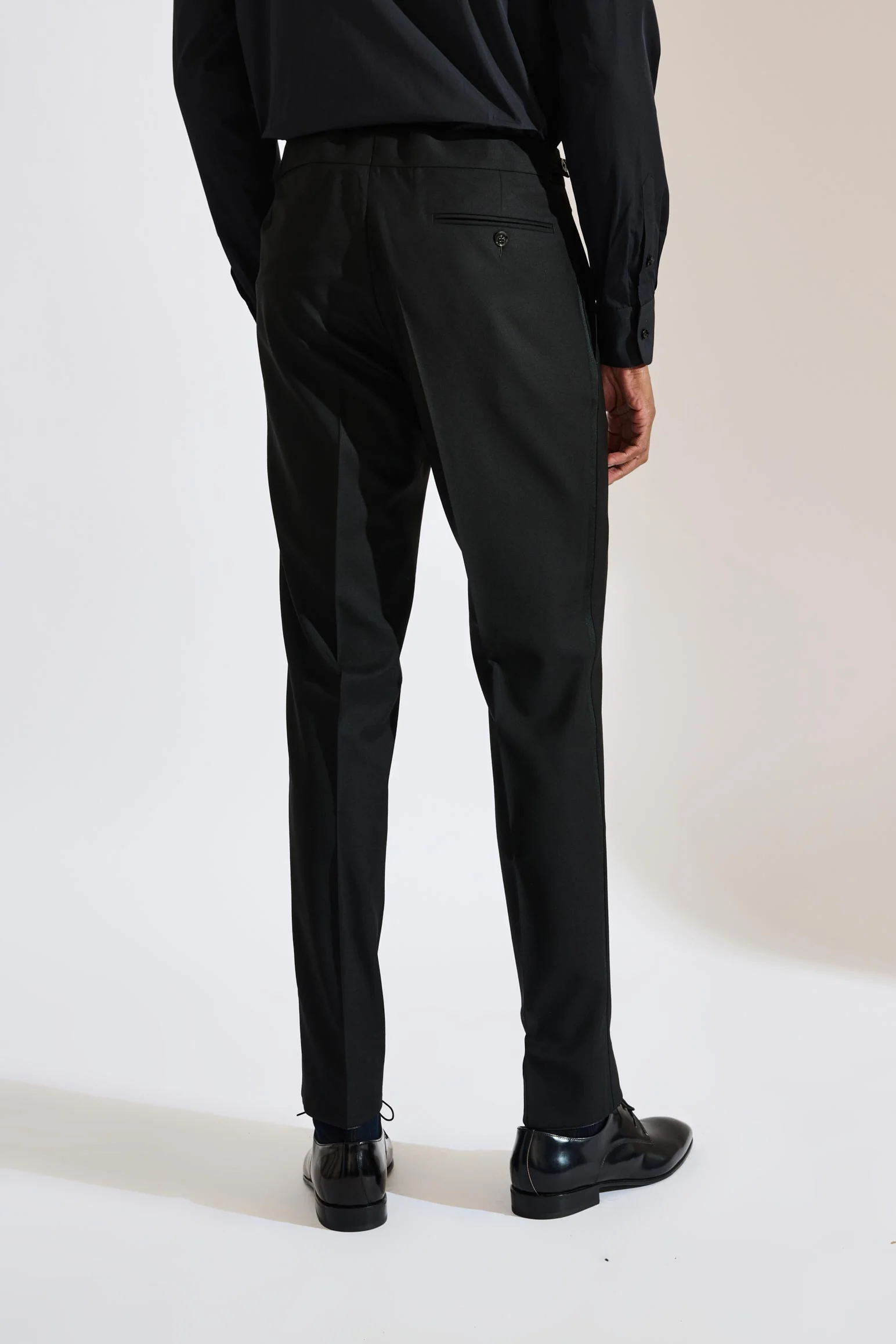 Black Soho Tuxedo New Deluxe - Image 10