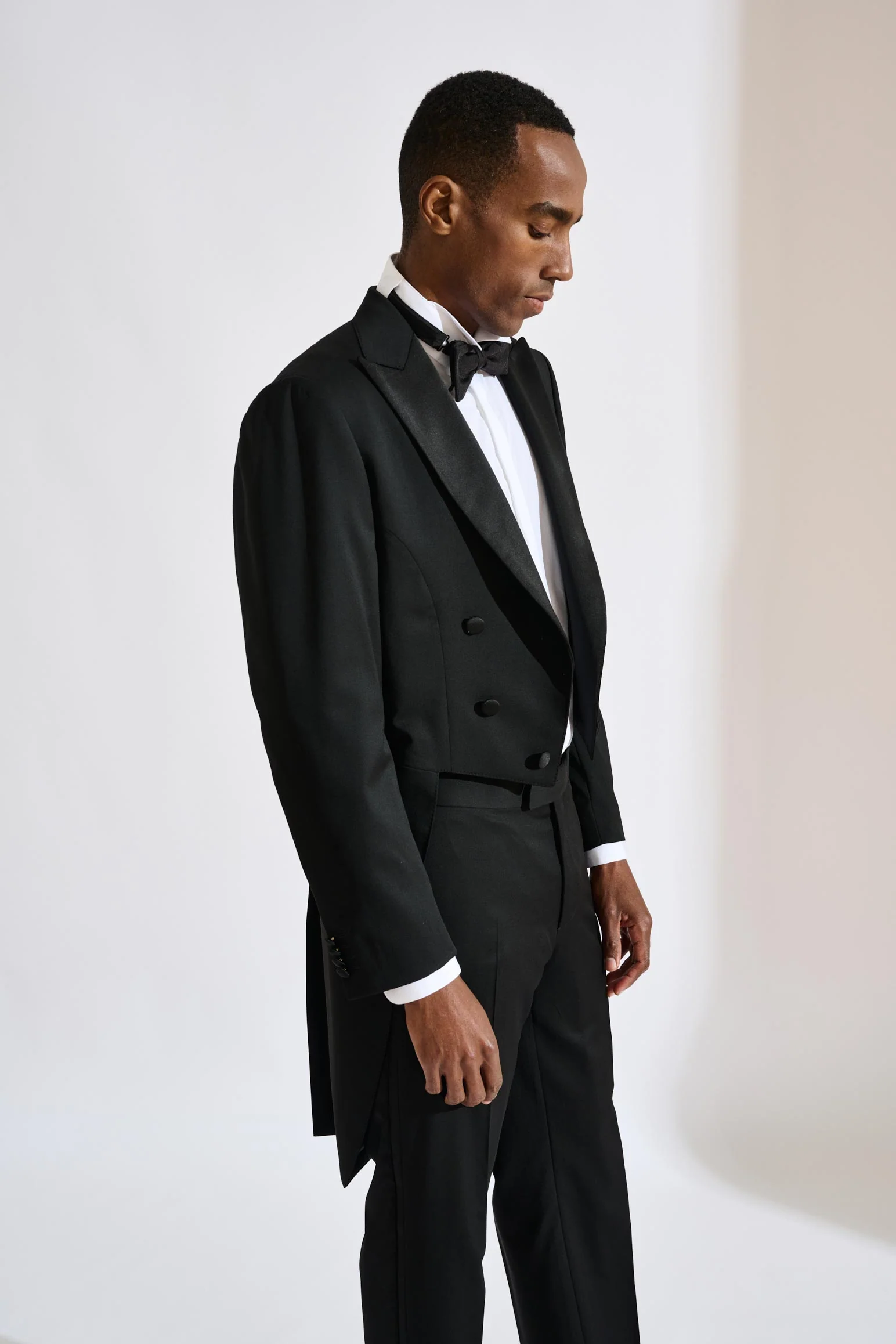 Black Tail Coat New Deluxe - Image 5