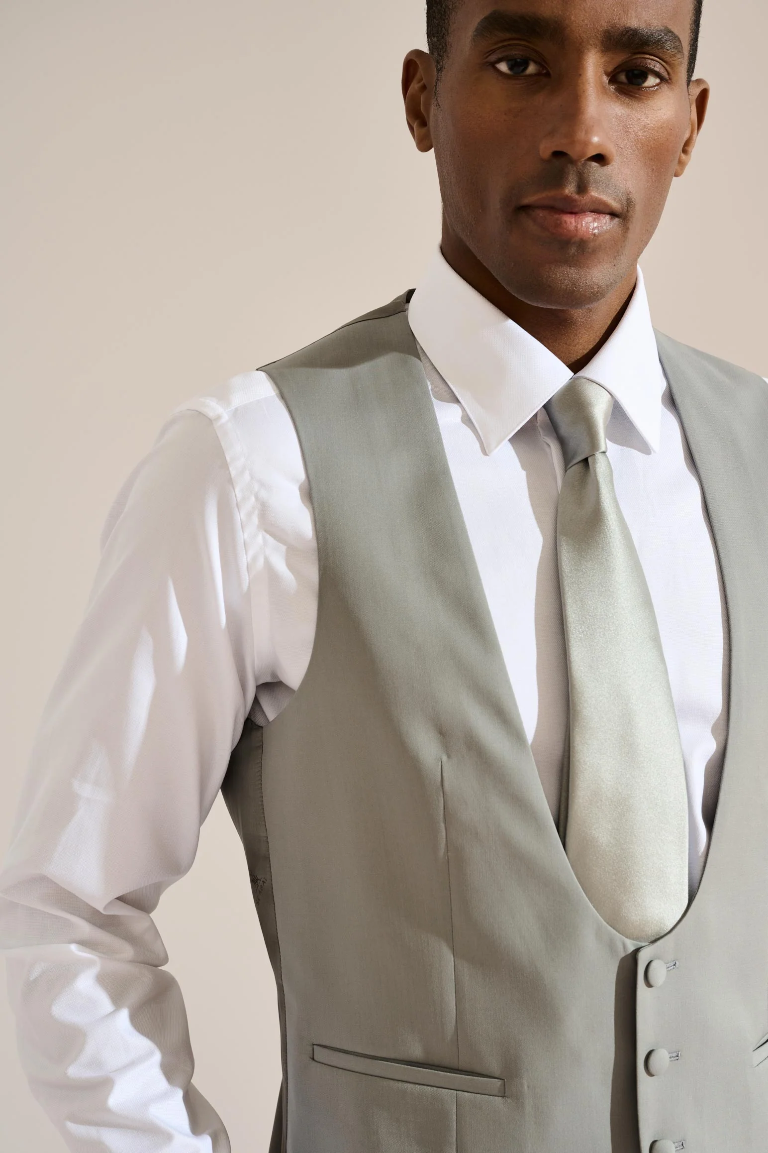 Light Grey Tay Ceremonial Waistcoat - Image 3